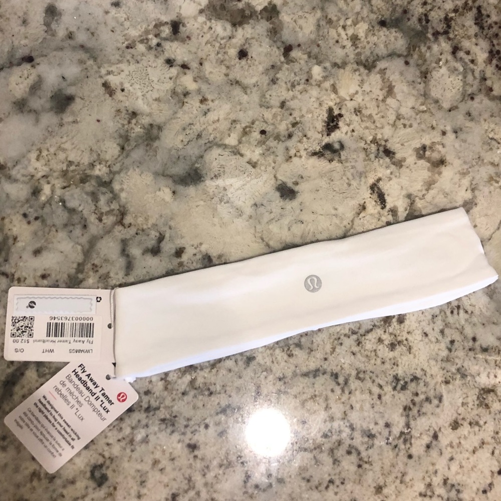 Lulu lemon head band